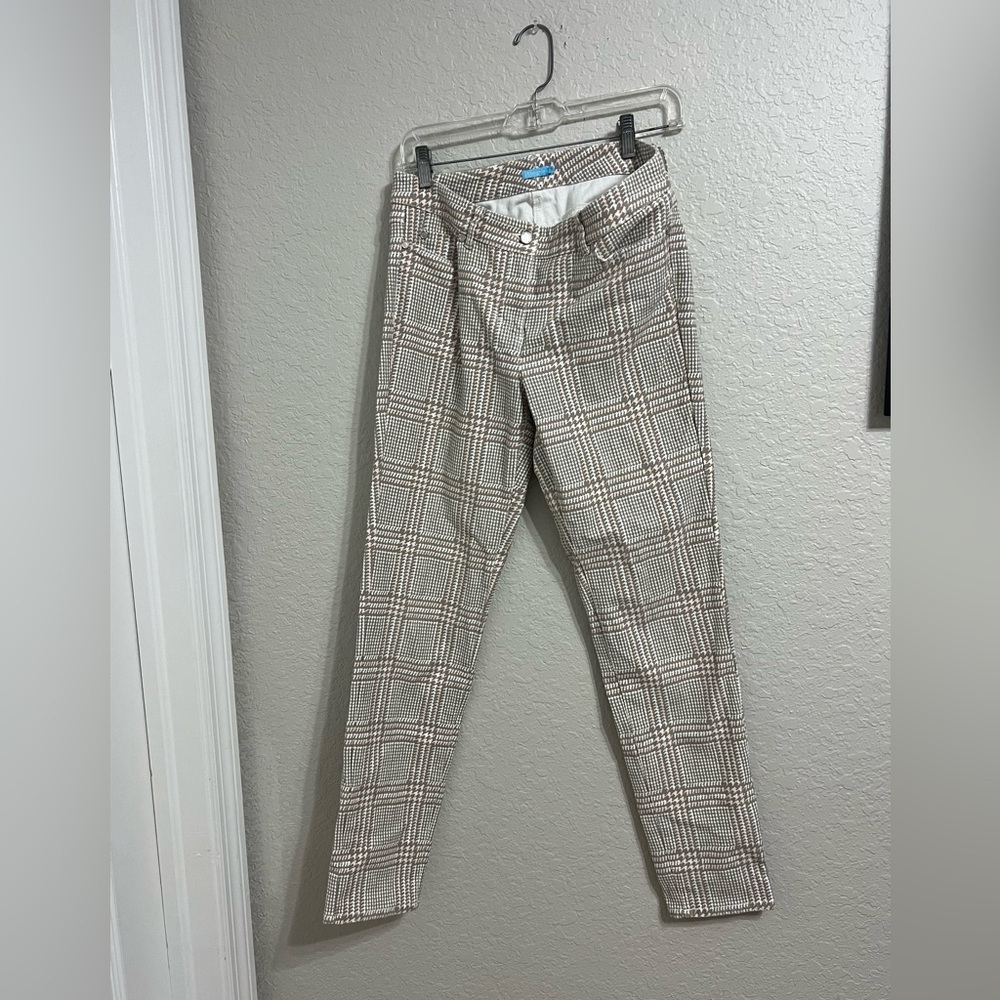 J. McLaughlin Houndstooth Patterned Garment
Caja 6